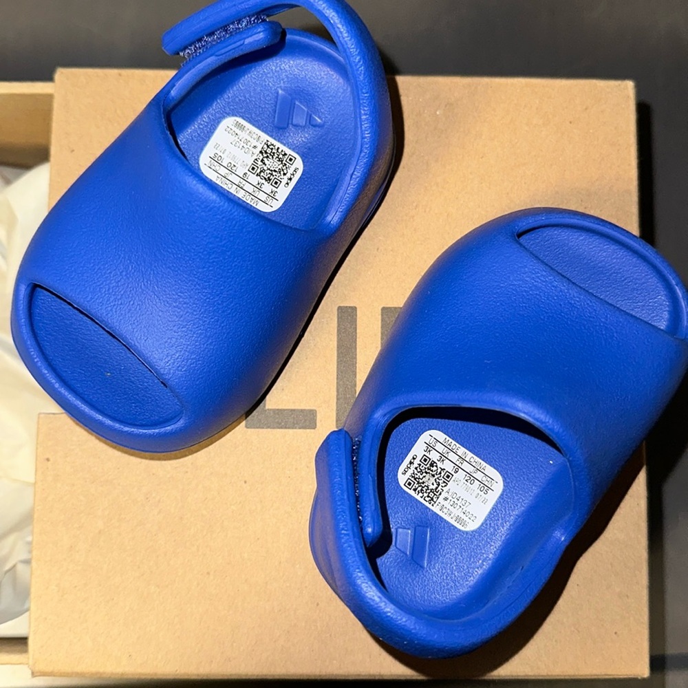 Baby Yeezy Slides